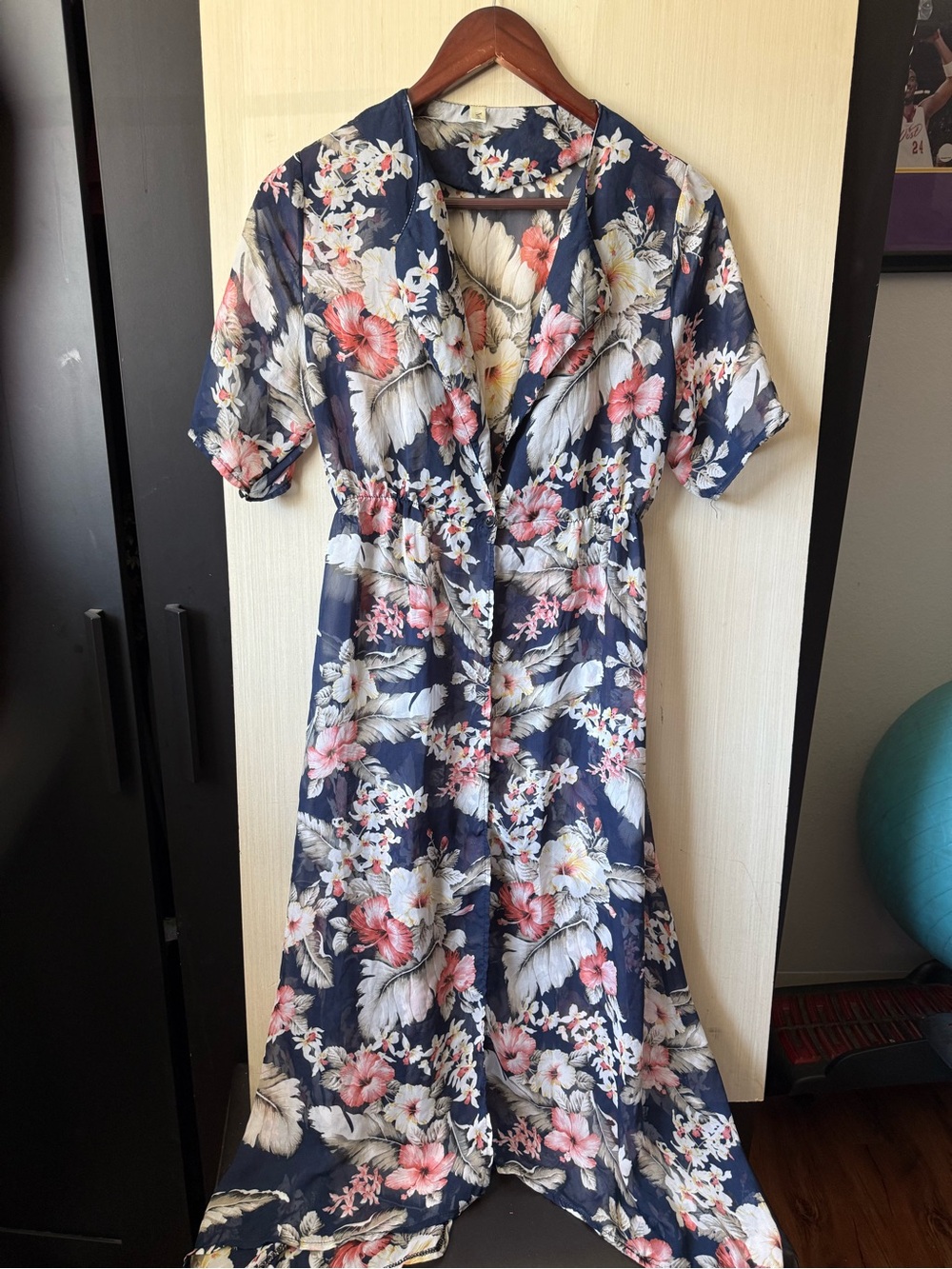 Women’s coverup